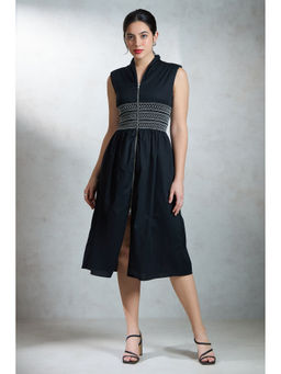 Virgio - Women Black Cotton Solid Collar Neck Dress