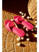 Pink color option, Currently selected