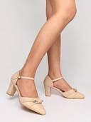Beige color option, Currently selected
