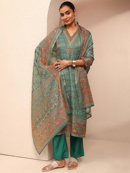 Libas - Green Bandhani Printed Straight Kurta With Pant & Dupatta
