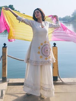 Autumnlane - Wespret Merino Embroidery Kurta With Palazzo & Dupatta Set