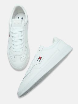 Tommy Hilfiger - White Leather Round Toe Synthetic Pair Of Sneakers