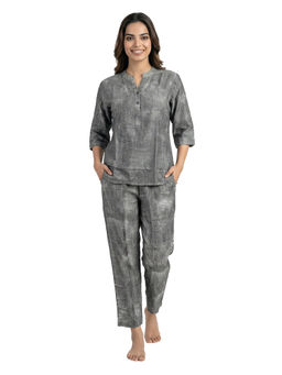 Juliet - Soft Comfortable Rayon Fabric Womens Printed Nightsuit Grey