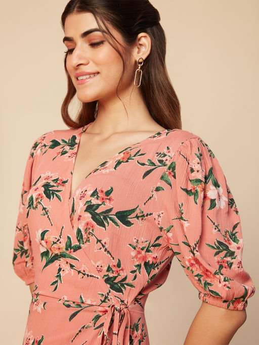 Buy Twenty Dresses by Nykaa Fashion Pink Floral Printed V Neck Fit And  Flare Midi Wrap Dress Online