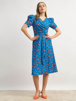 Miss Chase - Women's Blue V-Neck Floral Patterned Wrap Midi Polyester Dress