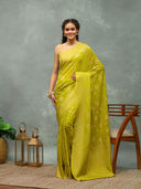 Green color option, Sold out, Currently selected