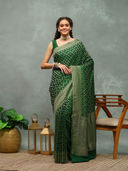 Green color option, Sold out, Currently selected