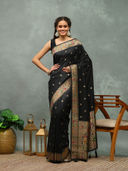 Black color option, Sold out, Currently selected