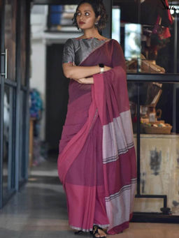 Suta - Purple Colorblock Cotton Handloom Saree Without Blouse