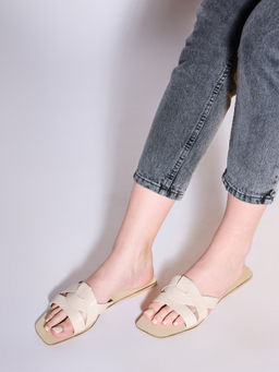 Twenty Dresses by Nykaa Fashion - Cream Square Toe Casual Slider Flats