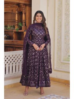 Noorani by LA - Orchid Georgette Sequins Purple Gown With Dupatta (Set of 2)