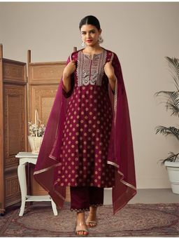 Gahan - Purple Silk Blend Foil Print Embroidered Round Neck Kurta with Pant & Dupatta