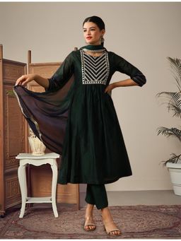 Gahan - Green Chanderi Cotton Silk Embroidered Round Neck Kurta with Pant & Dupatta