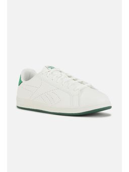 Reebok - COURTSWIFTZEETON U Men White Walking Shoes