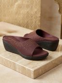 Maroon color option, Sold out