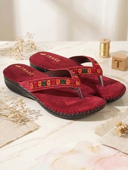 TRASE - Women Maroon Soft Ortho Sandals