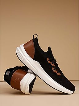 WROGN - Highball Drift Night Black Walking Shoes