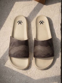 WROGN - Cocohaze Brown Sliders