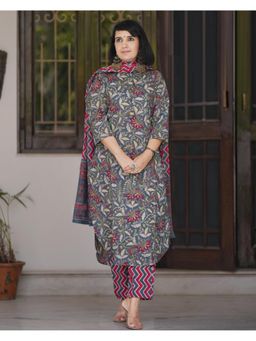 Gahan - Womens Floral Printed Straight Kurta with Pant & Dupatta