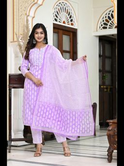 Gahan - Womens Purple Viscose Rayon Straight Printed Kurta with Pant & Dupatta