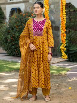 Gahan - Womens Leheriya Printed Regular Kurta with Salwar & Dupatta