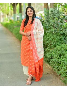 Gahan - Womens Ethnic Motifs Printed Straight Kurta with Pant & Dupatta