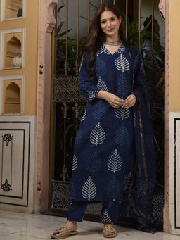 Gahan - Womens Navy Blue Rayon Blend Printed Straight Kurta with Pant & Dupatta