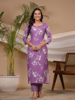 Gahan - Womens Purple Round Neck Floral Print Straight Kurta with Pant