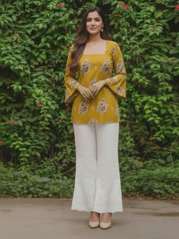 Gahan - Womens Floral Printed Square Neck Flared Sleeves Kurti