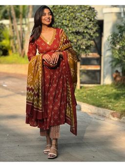 Gahan - Womens Viscose Rayon Printed Anarkali Kurta with Pant & Dupatta