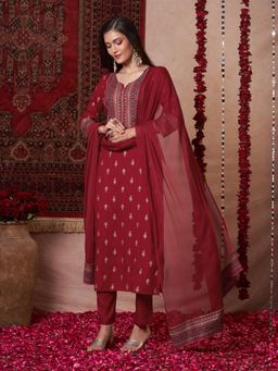 Gahan - Womens Red Viscose Rayon Straight embroidery Kurta with Pant & Dupatta