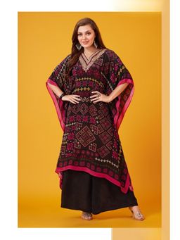 FREYAA - Elegant Detailing Long Printed Kaftan Kurta
