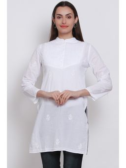 PARAMOUNT CHIKAN - Women's White Hand Embroidered Lucknowi Chikankari Kurti