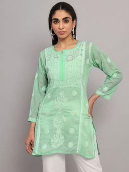 PARAMOUNT CHIKAN - Women's Green Hand Embroidered Lucknowi Chikankari Cotton Tunic