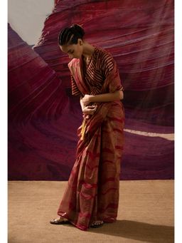 Banana Labs - Aurum Gold Wave Arizona Maroon Saree without Blouse