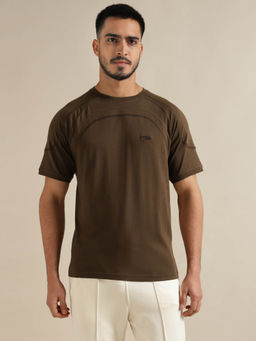 Andamen - Mens Brown Half Sleeves Round Neck Regular Fit T-Shirt