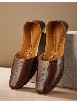 Fabindia - Men Brown Leather Juttis