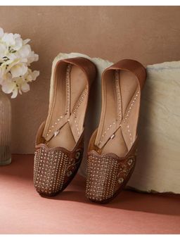 Fabindia - Women Brown Juttis
