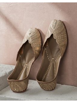 Fabindia - Women Golden Juttis