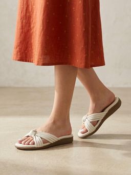 Monrow - Women Olyra White Sandals