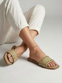 Olive color option, Currently selected