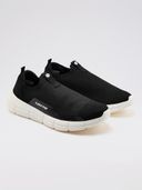 Black color option, Currently selected