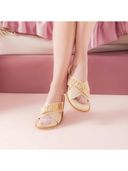 Off White color option