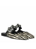 Black color option, Currently selected