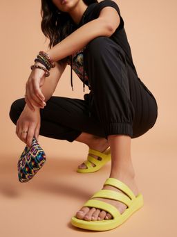 Carlton London - Green Eva Round Toe Sandals