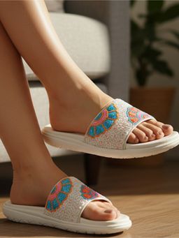 Carlton London - White Synthetic Round Toe Sliders