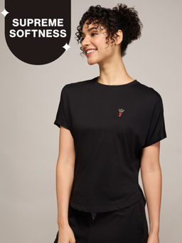 Nykd by Nykaa - Buttery Soft Modal Cotton Graphic Tee With Extended Sleeves Nys931 Black