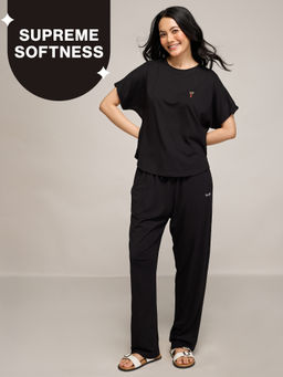 Nykd by Nykaa - Buttery Soft Modal Cotton Pyjama Coord Set With Round Neck Graphic Tee Nys932 Black