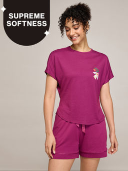 Nykd by Nykaa - Buttery Soft Modal Cotton Shorts Coord Set With Round Neck Graphic Tee Nys940 Wine