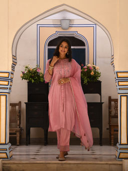 SAVI - Pastel Pink Embroidered Designer Kurta & Pant With Dupatta (Set of 3)